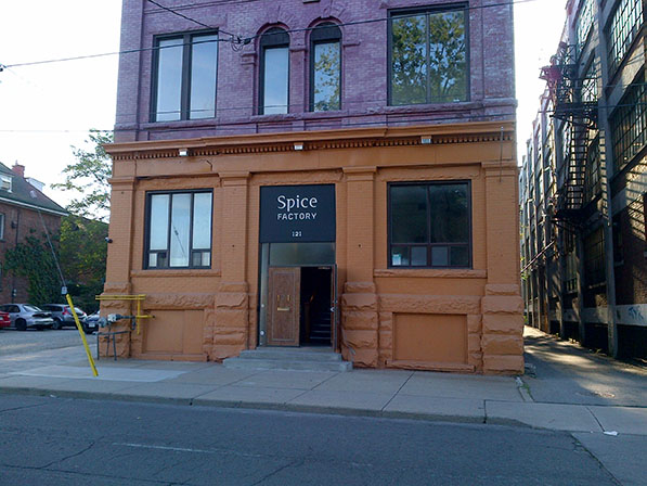 Chris Erskine, Urban Landscape Artist @erskinec