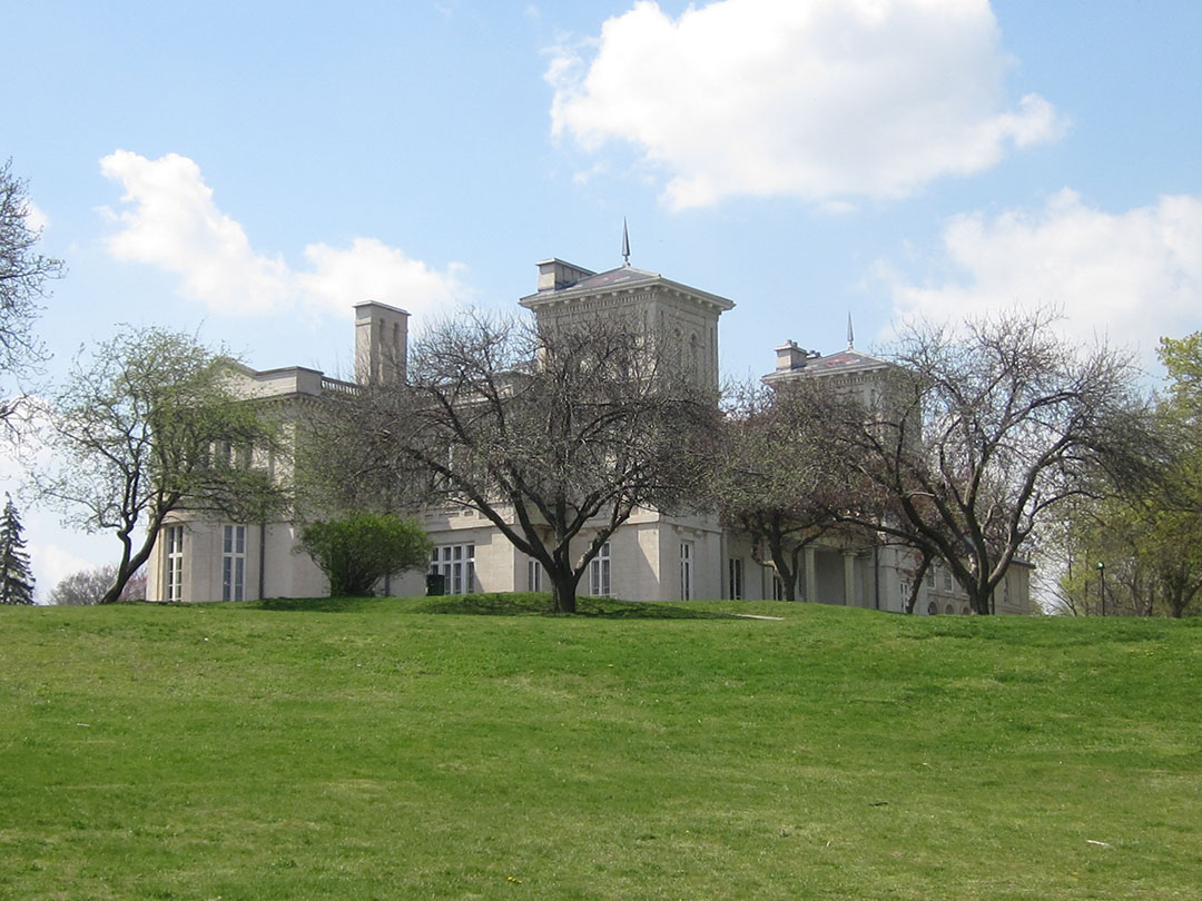 Dundurn Castle, Hamilton (Ont). Photo by Urban Landscape Artist, Chris Erskine