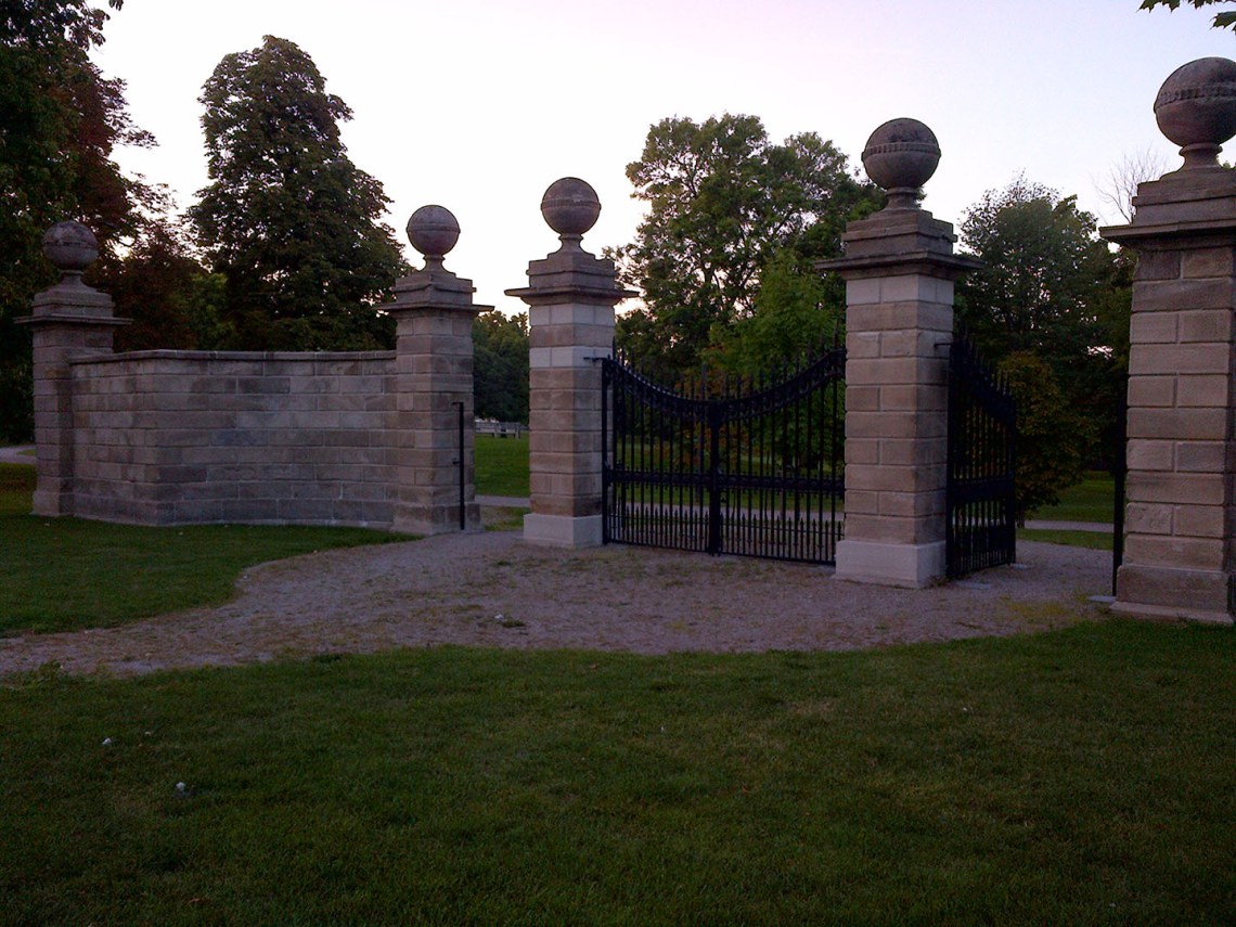 Dundurn Castle, Hamilton (Ont). Photo by Chris Erskine, Urban Landscape Artist