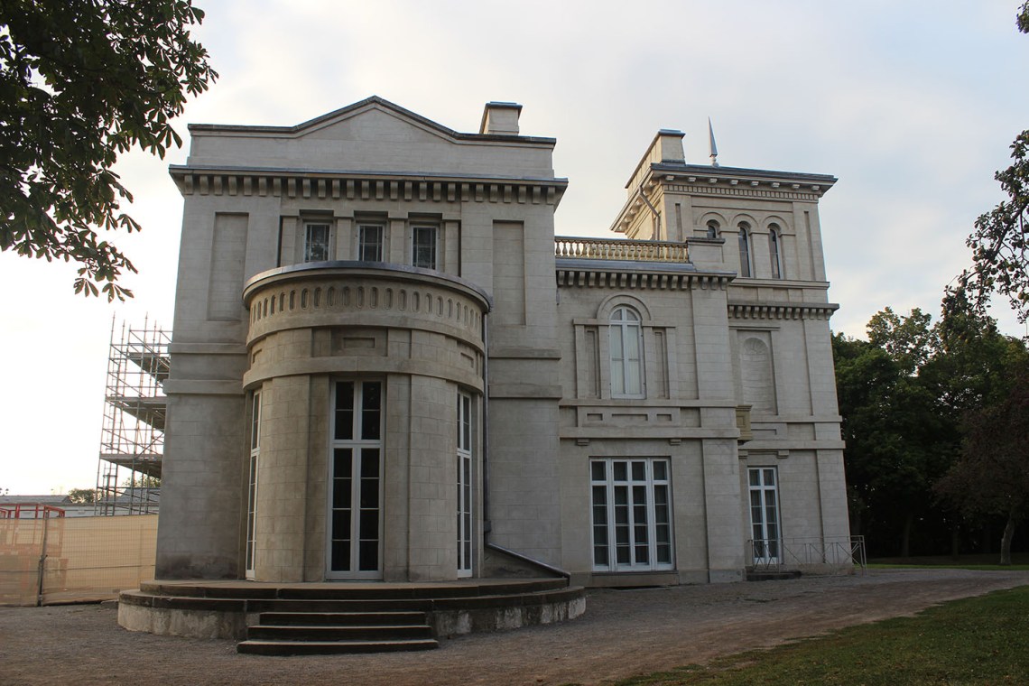 Dundurn Castle, Hamilton (Ont). Photo by @erskinec