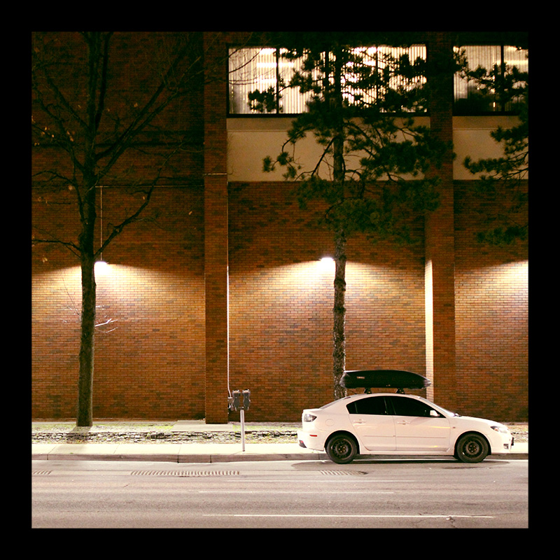 Hamilton Place, Hamilton (Ont). Photo by @erskinec